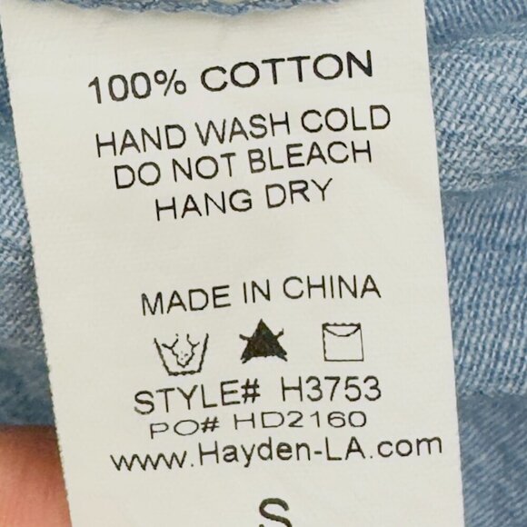 Hayden Soft Chambray Textured 100% Cotton V-Neck Top Women's Size Small - Picture 6 of 6